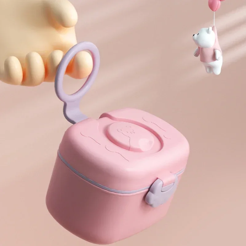 Portable Baby Milk Powder Box Cute Bear Shape Food Storage Box Essential Cereal Infant Milk Powder Toddler Snacks Container