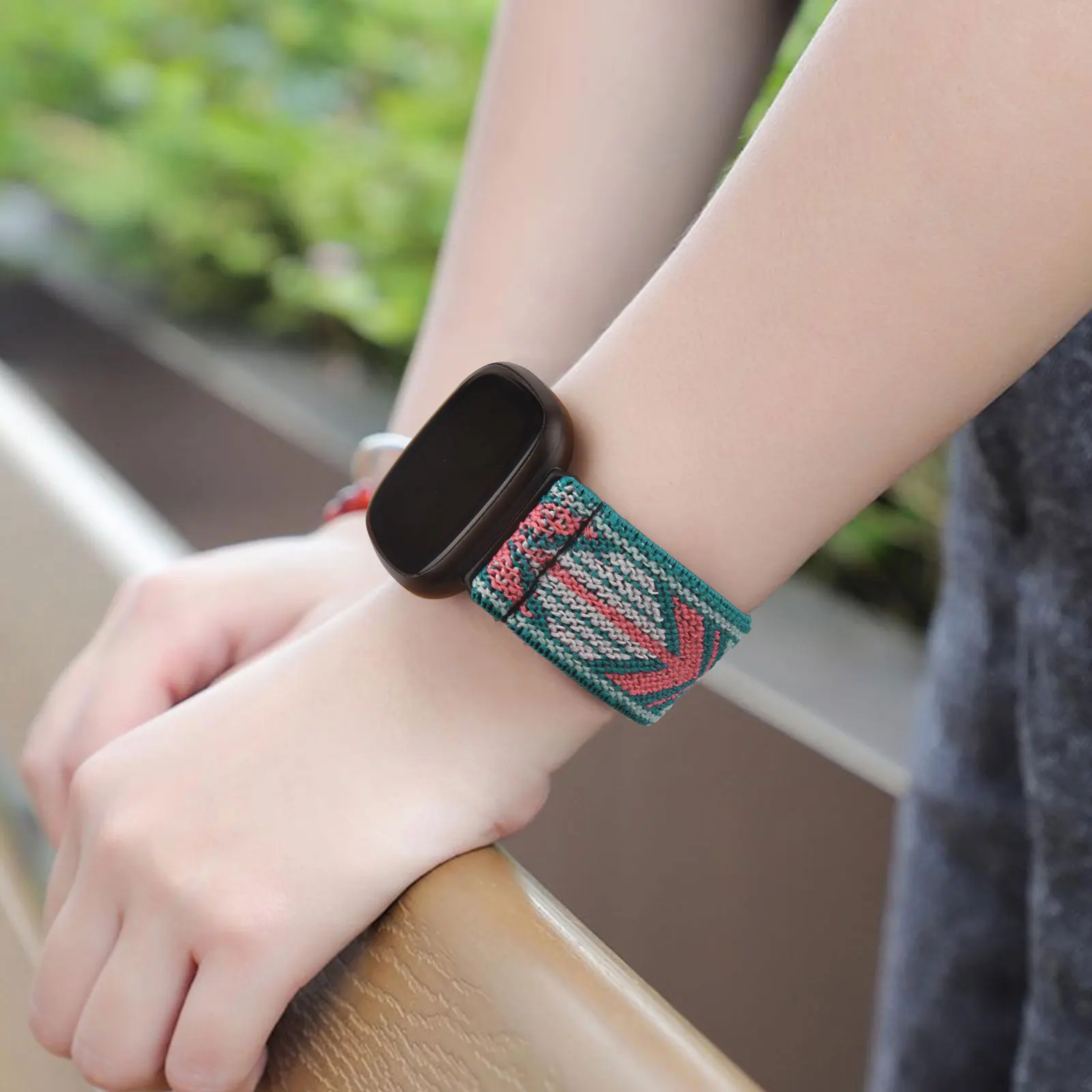 Рисунок 3 - Ремешок для Fitbit Versa 2 3