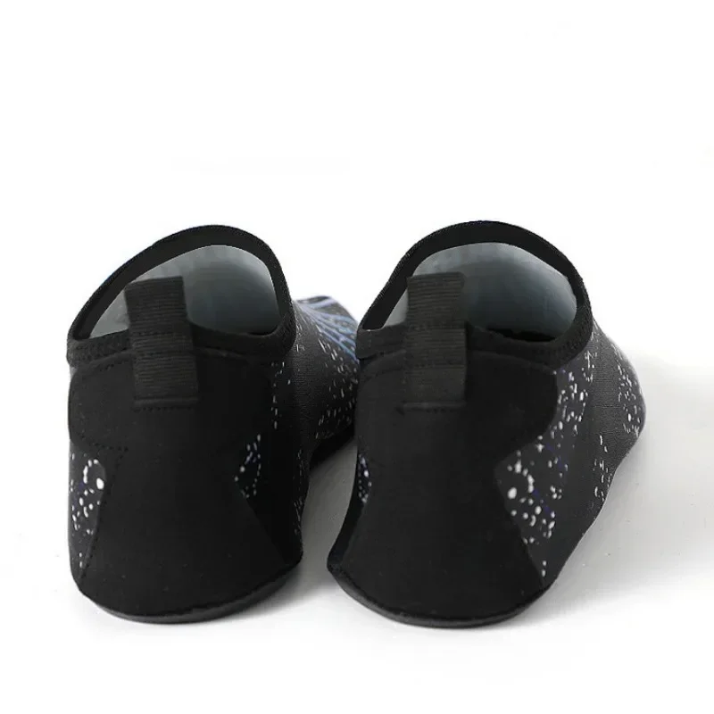 Water Shoes Beach Swimming Water Sport Socks Barefoot Sneaker Gym Yoga Fitness Dance Swim Surfing Diving Snorkeling Shoes for Adults