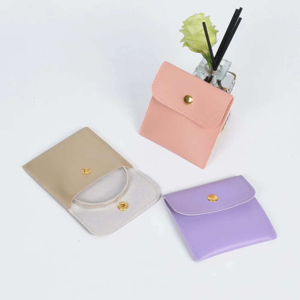 1pc Portable PU Leather Jewelry Storage Bag, Bag for Necklaces Bracelets Rings Earrings, Compact Jewelry Organizer Pouch