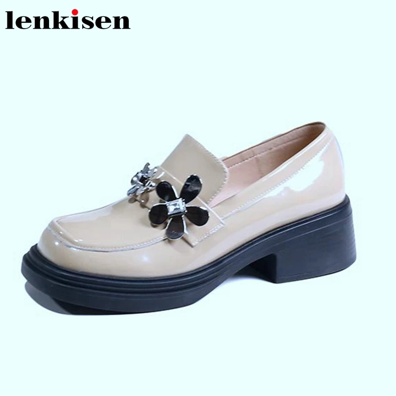 

Lenkisen New Sheep Leather Square Toe Casual Spring Shoes Med Heels Flower Simple Style Maiden Slip on Diamond Brand Women Pumps