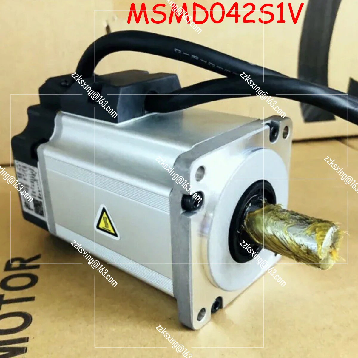 

Новый оригинальный Серводвигатель MSMD042S1V