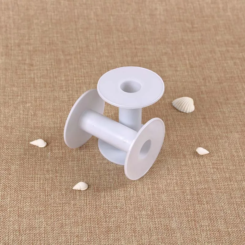 Wholesale 10 50Pcs White Plastic Empty Sewing Bobbins Spools For