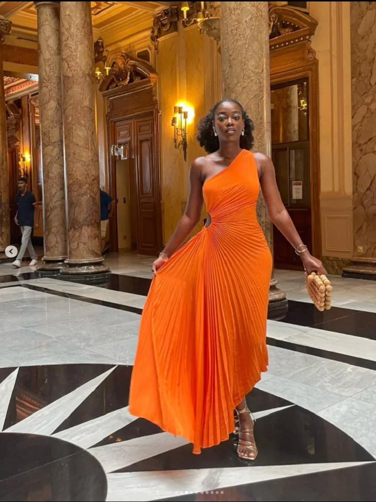 

2023 Lady Fashion Roll Waist Sleeveless Pleated Ruched A-line Dresses for Women One Shoulder Sexy Prom Evening Party Long Dress