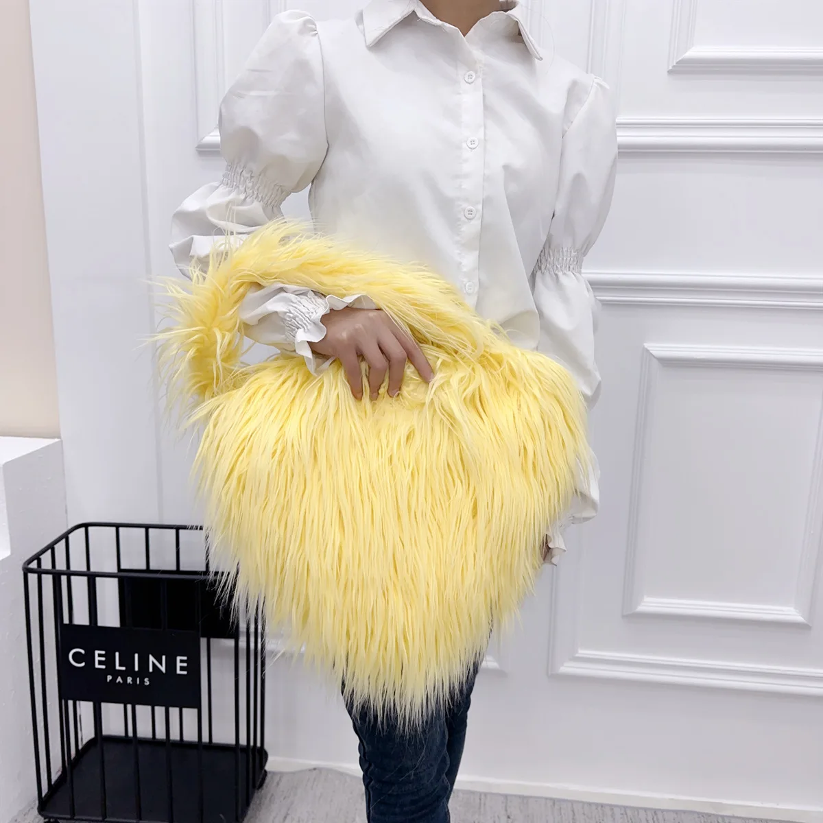 Women's Fluffy Plush Shoulder Bag Faux Fur High-capacity Trend Female Shopping Bag Winter Warm Heart-shaped Handbag and Purse 5
