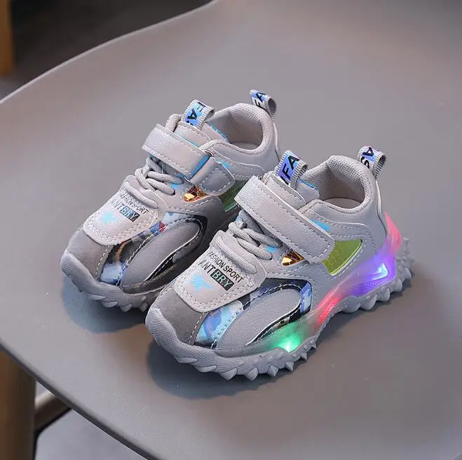 

Size 21-30 New LED Children Glowing Shoes Baby Luminous Sneakers Boys Lighting Running Shoes Kids Breathable Mesh Sneakers