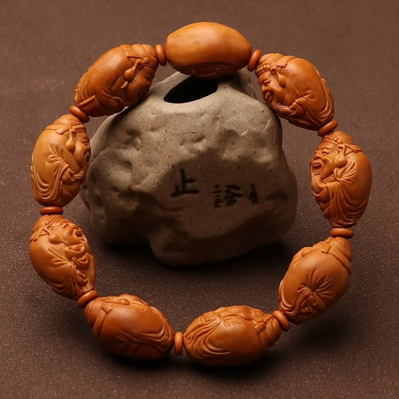 

Пятилетняя ручная резьба Кепка офицера по камню резьба Бог богатства ручной браслет