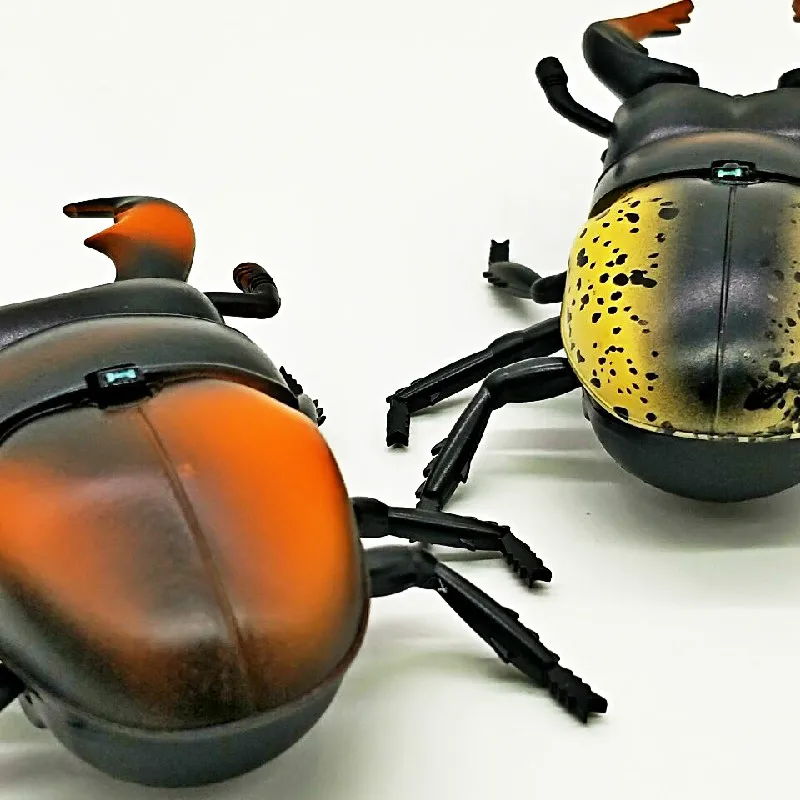 Infrared Remote Control Electric Beetle Mini Cat and Dog Pet Toy Simulation Realistic Beetle Crawling Model Toy Supplies remote control insect toys,remote control pet toys