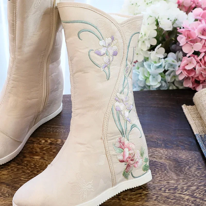 Ethnic Embroidered Women Boots Hanfu Shoes Winter High Top Female Boots Warm Peony Floral Embroidered Shoes Women's Cloth Shoes