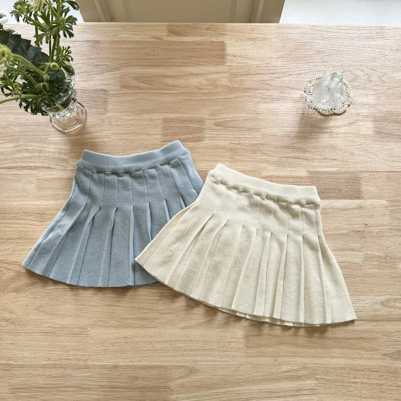 deer jonmi Spring Summer Toddlers Girls Knitted Pleated Skirts Solid Color Preppy Style Children Chic Skirt