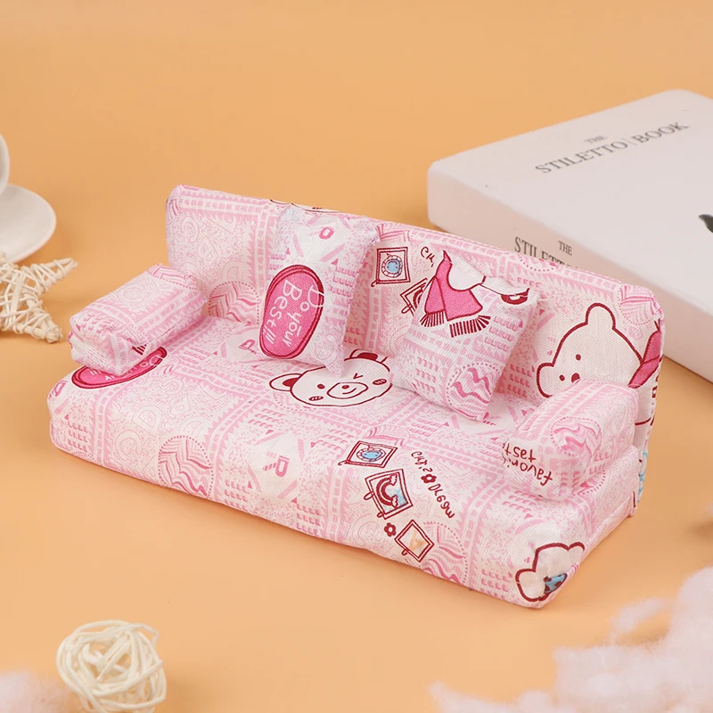 1/12 Scale Dollhouse Floral Fabric Sofa Set Mini Furniture with 2 Pillows Dollhouse Accessories Doll Photo Prop for Decoration