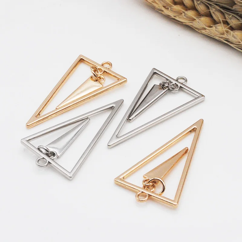 10 teile/los Neue KC Gold Farbe RhodiumTriangle Form Anhänger DIY Ohrring Armband Machen Charms Zubehör 23*42mm