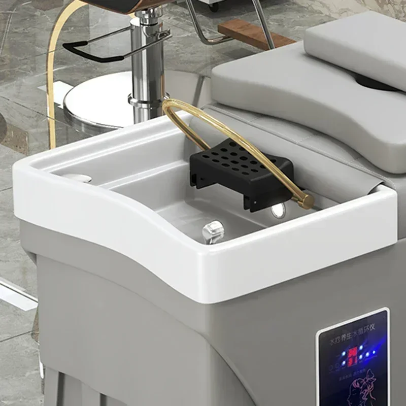 Рисунок 3 - Специализированный стул для шампуня с водонагревателем