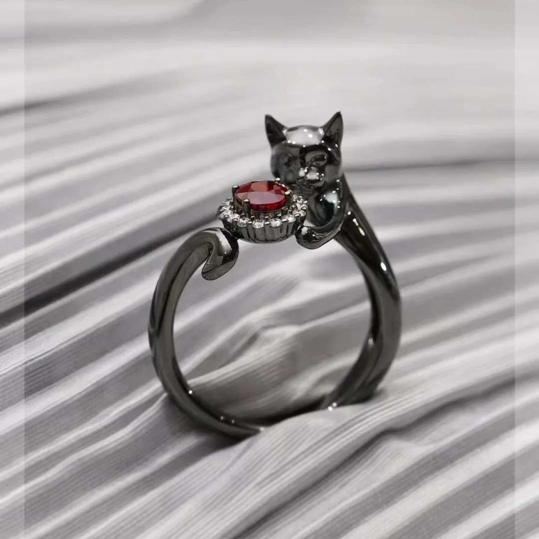 

Оригинальный дизайн, французское персонализированное женское кольцо в виде кошки, винтажный стиль, расширенная инкрустация, имитация рубина, Открытое кольцо на указательный палец, подарки