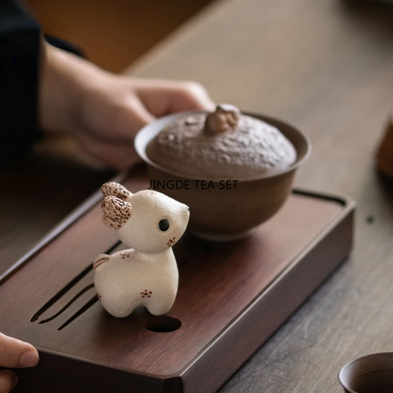 Handmade ceramic cute deer ornaments can be used as Zen tea pet home desktop accessories