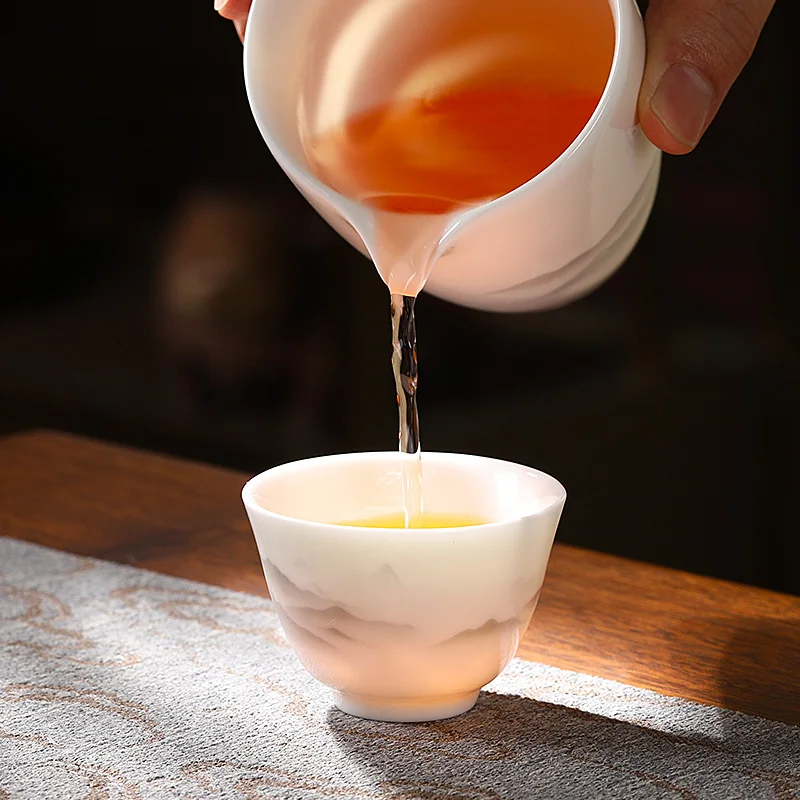 Suet jade porcelain kung fu tea master cup household white porcelain tea small Gu cup ceramic single cup tea cup tea set