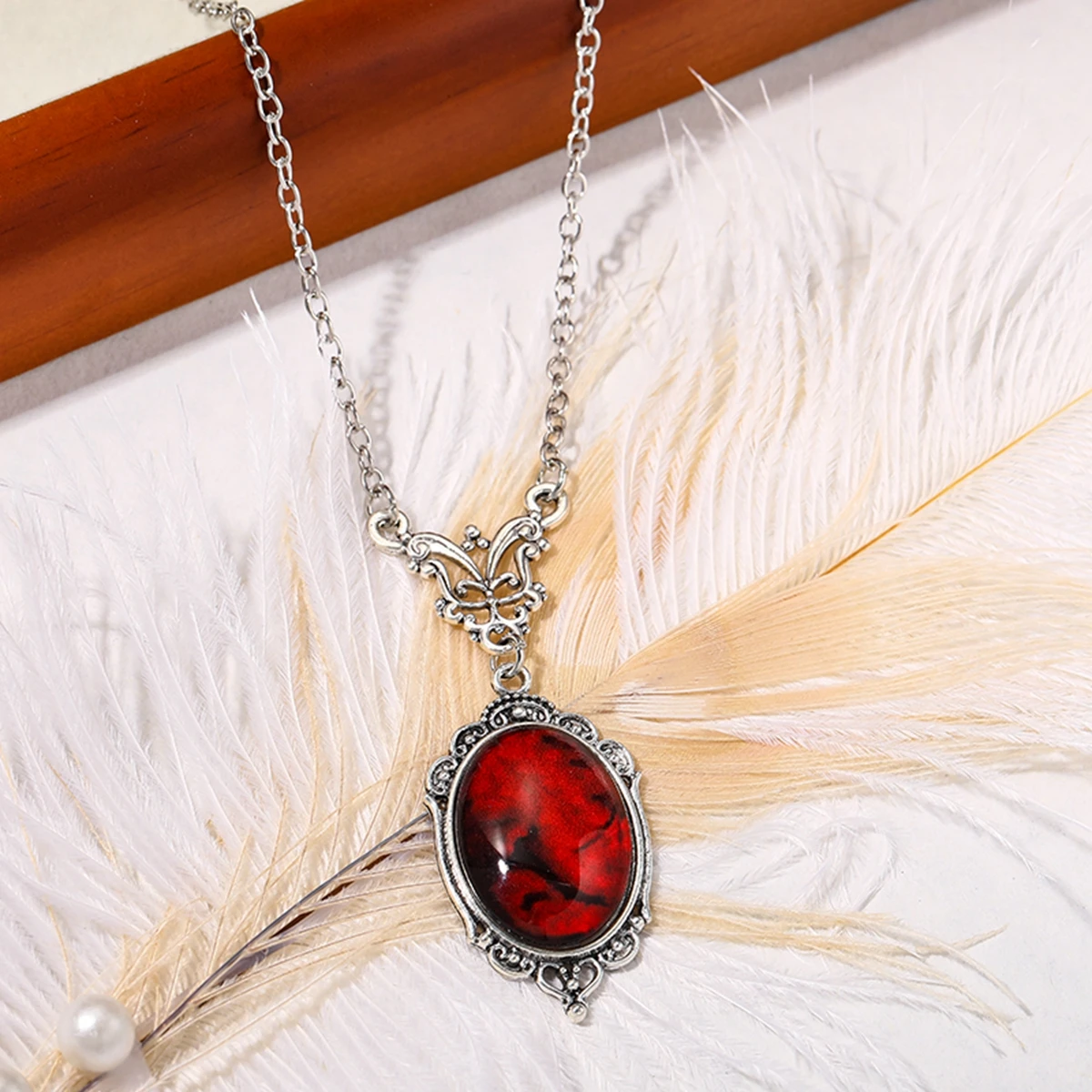 Women's Gothic Quartz Charm Necklace Oval Pendant Halloween Vampire Embossed Witch Jewelry Vintage Chokers