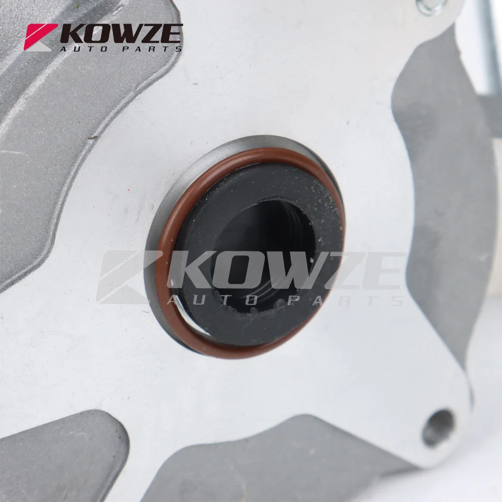 Vacuum Pump Assy Mitsubishi Montero Pajero V34 V44 Nativa Sport K94W L200 Triton K64T K74T 4D56 MD618922
