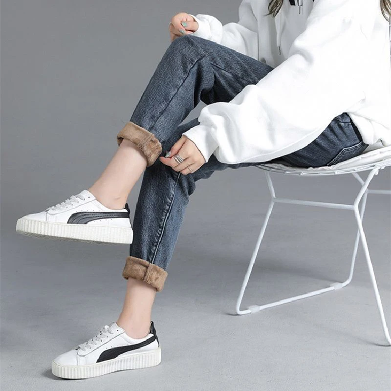 Winter Jeans Women Plush Velvet Casual High Waist Denim Trousers Snow Wear Warm Elastic Straight Ankle-Length Pants Plus Size