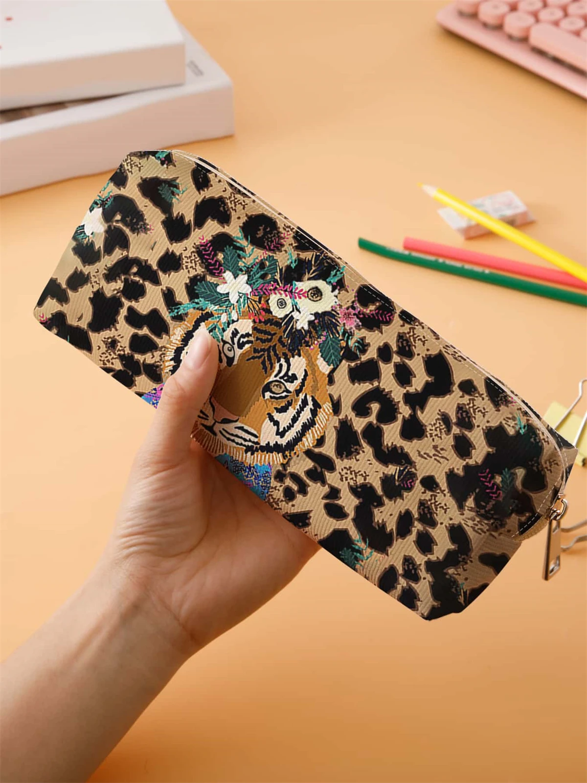 Small pencil case, large capacity pencil case, multifunctional stationery storage bag, student school organization supplies