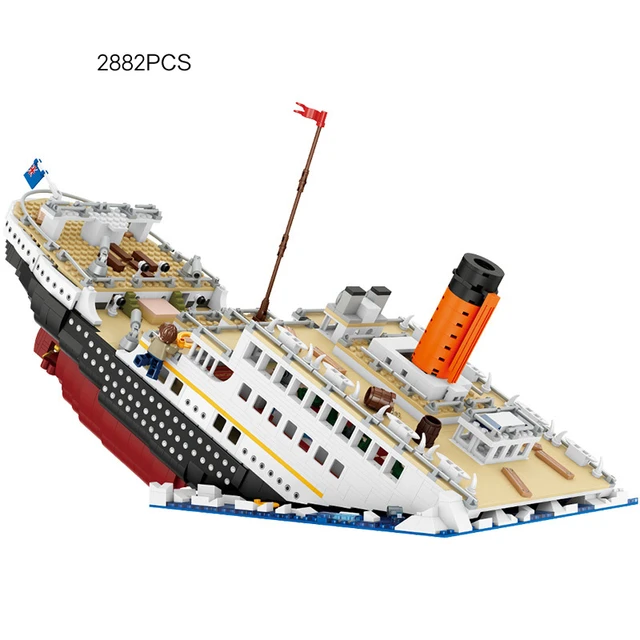 titanic sinking model toys