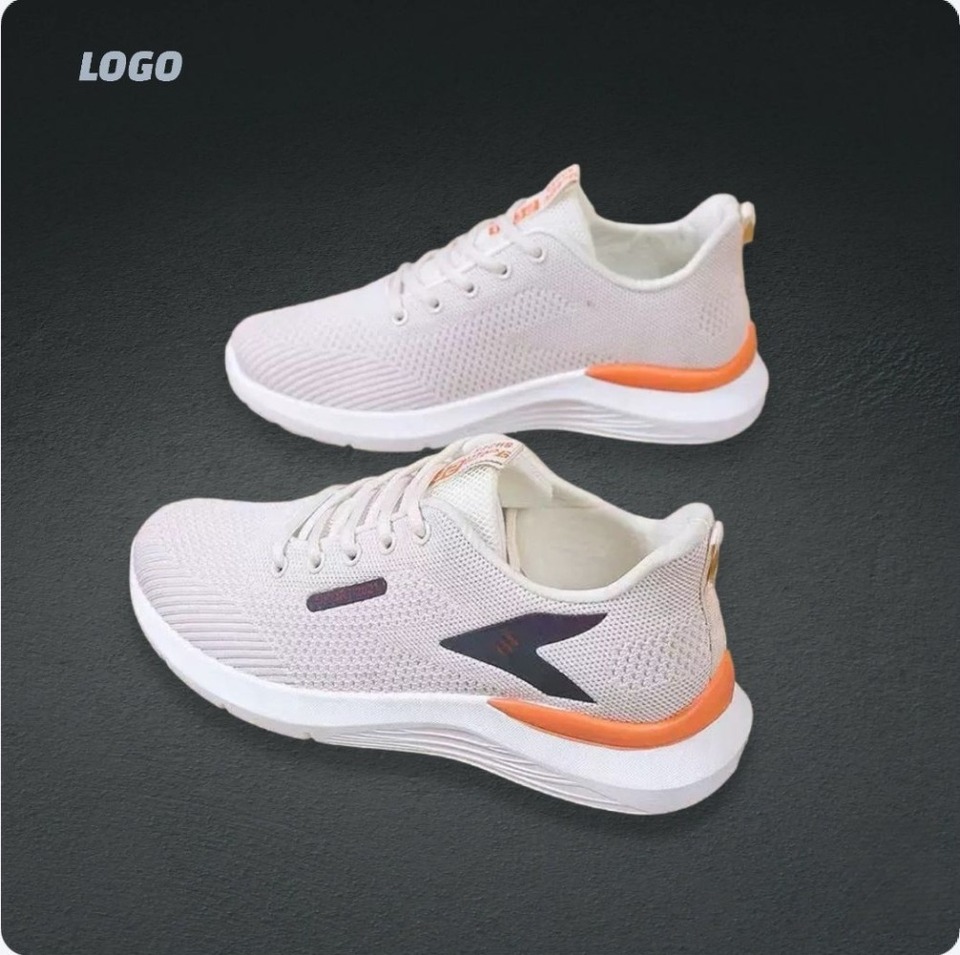 Fashionable sports shoes for women, thick and breathable soft soled mesh, lightweight casual shoes, trendy coconut shoes