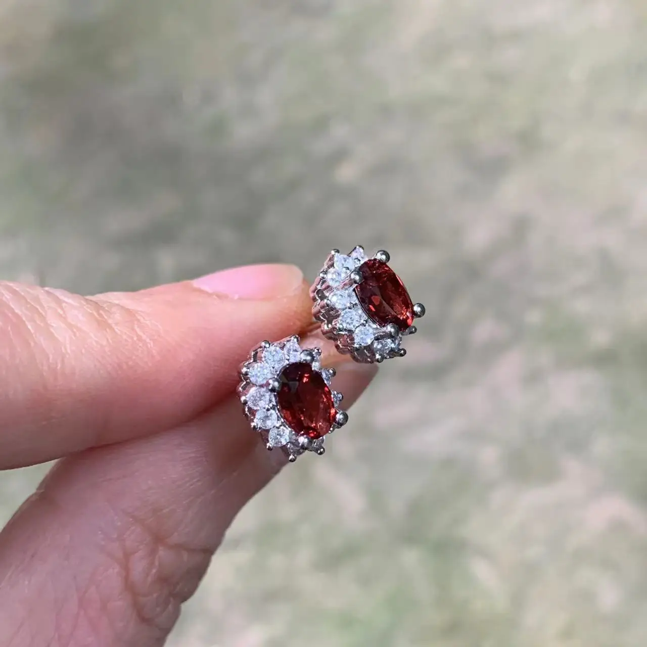 Natural Garnet 925 Sterling Silver Stud Earrings For Women Jewelry Gift Simple Jewelry red Stone