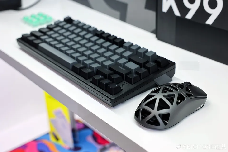 MCHOSE ワイヤレス ゲーミング マウス AX5 ブラック MCHOSE AX5 Magnesium Alloy 8K Mouse – mechkeysshop