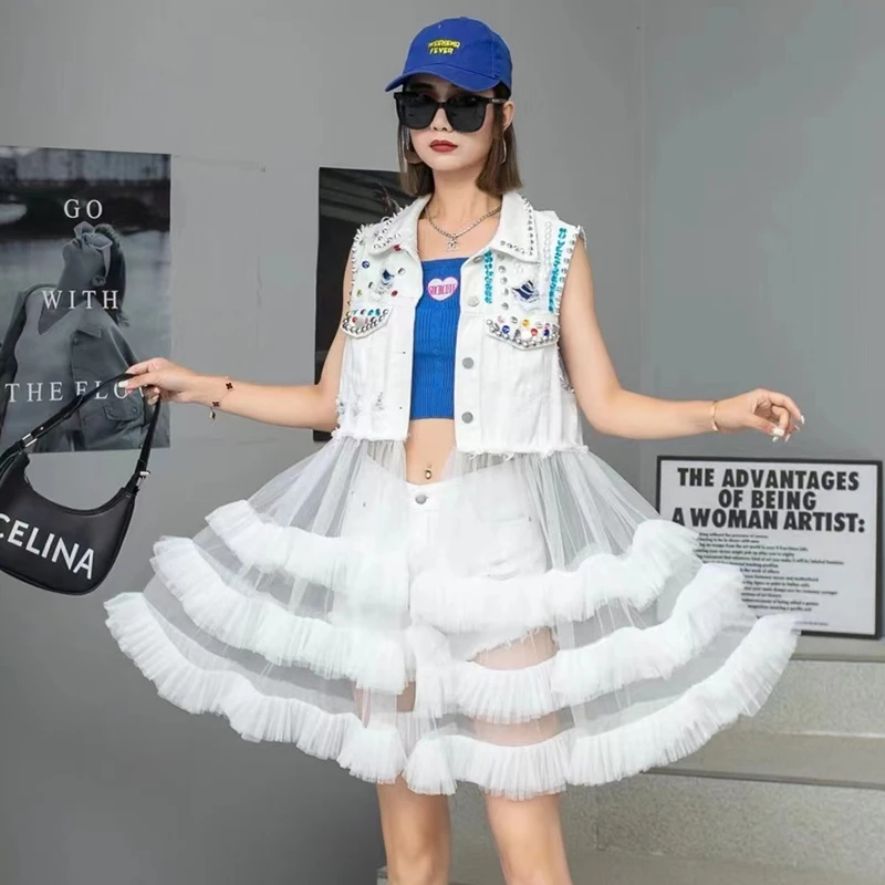 

Summer Fashion Rivet Diamond Frayed Hole Denim Vest Women White Blue Pink Short Cowboy Stitching Mesh Sleeveless Jeans Waistcoat