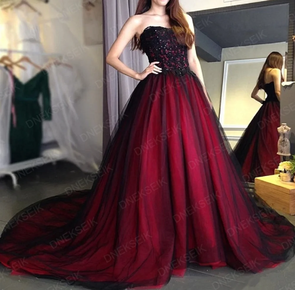 

Sexy Black Burgundy Bridal Gowns Wedding Gown Black and Red Sweetheart Beading Lace Up Long Gothic Wedding Dress Custom Made