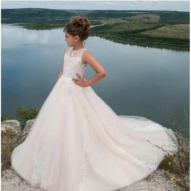

Flower Girl Dresses Lace Sleeveless Round Collar Ground Length For Wedding Pageant Gowns Holy First Communion Birthday Gift