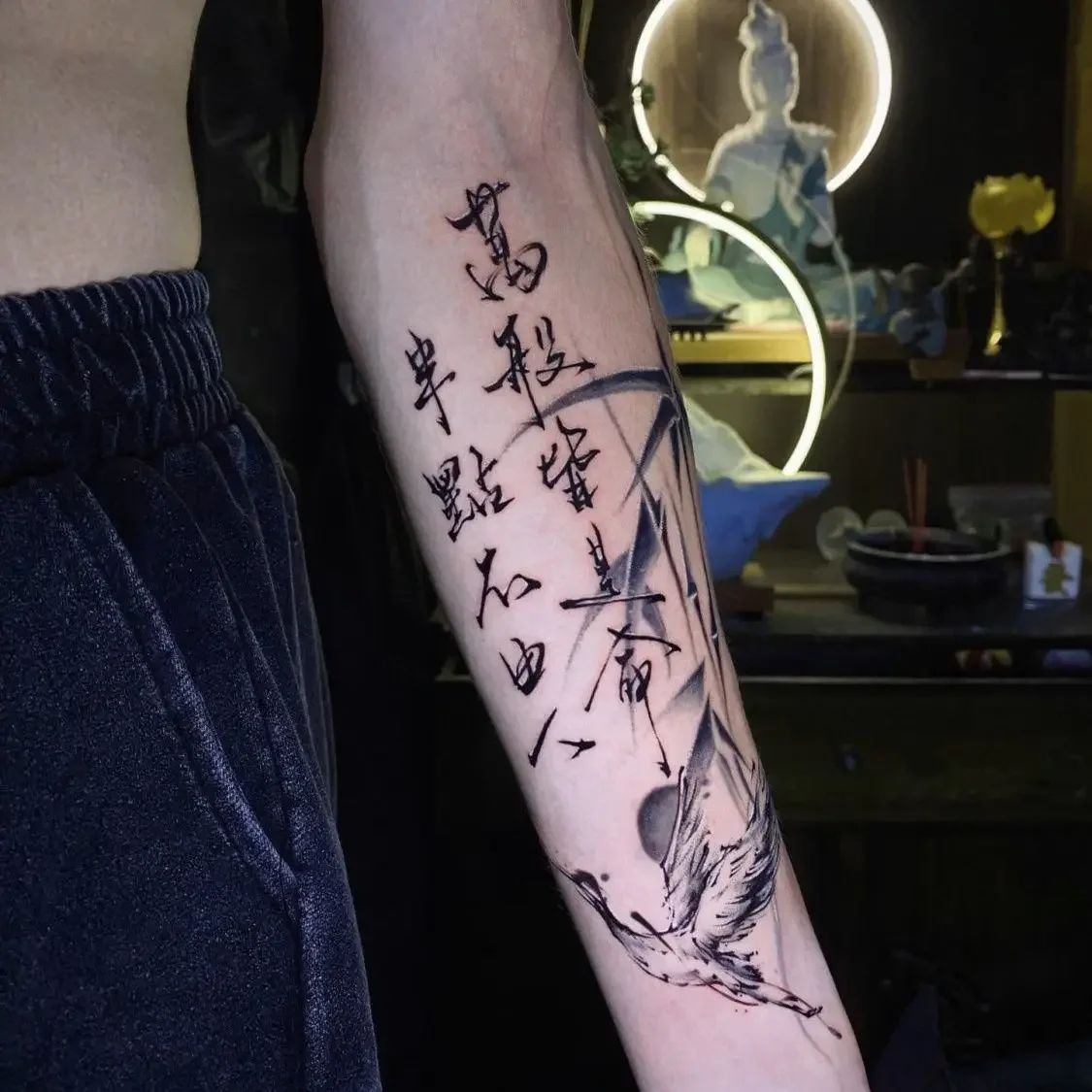 Kinesisk tecken Tillfällig/temporär och vattenfast tatuering håller sig upp till 2veckor 16x11cm