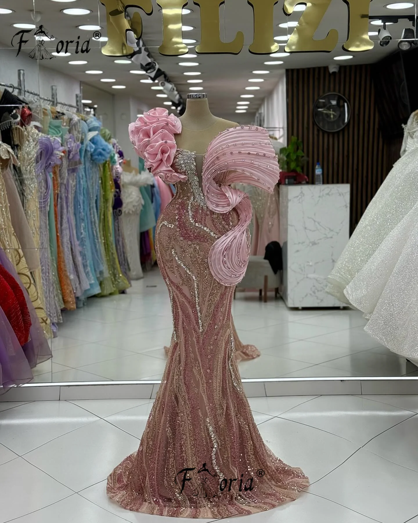 Robe De soirée sirène rose élégante, pierres De cristal, dubaï, Robe De bal pour femmes, robes De fiançailles De mariage, perlée, nouvelle collection 2026
