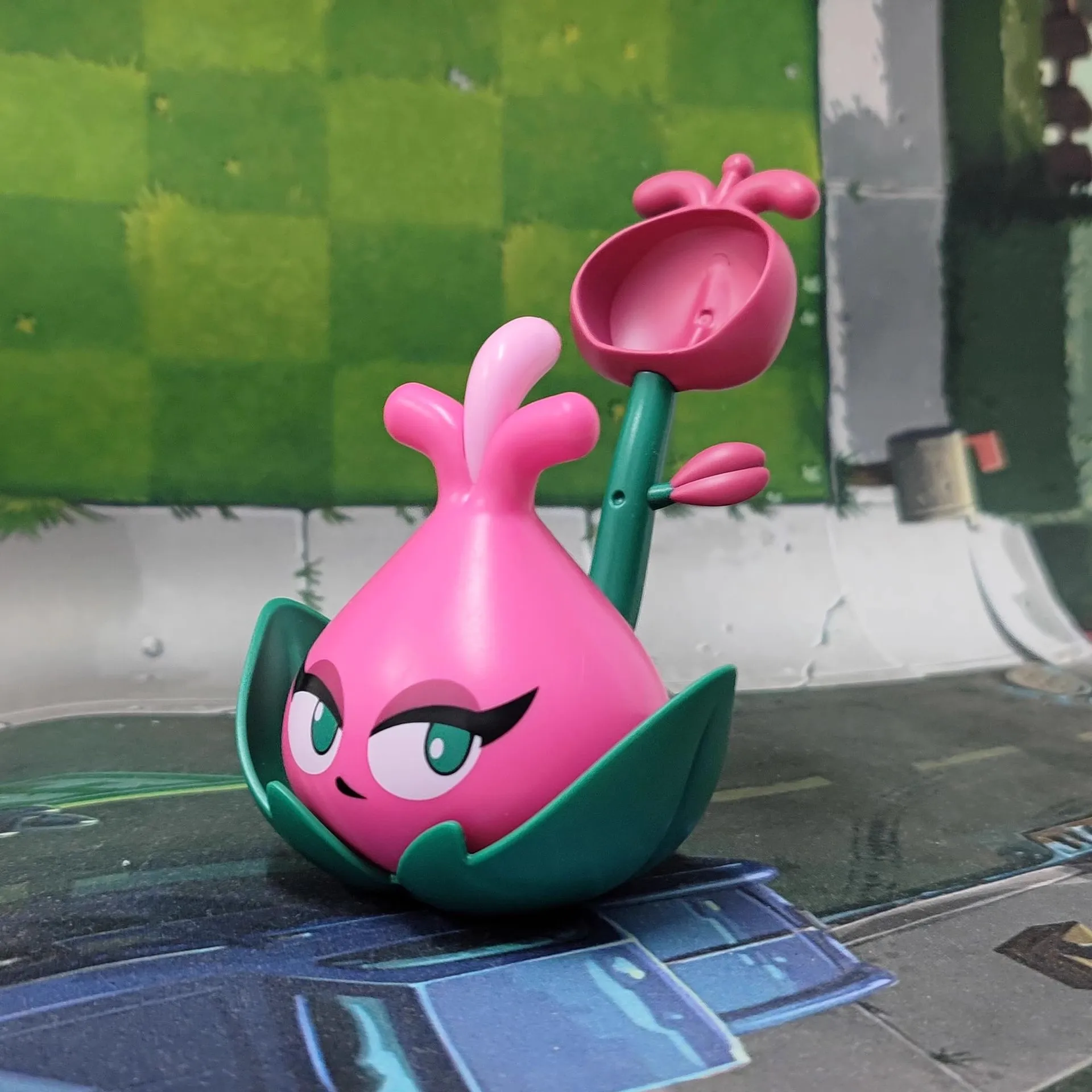 Plants vs. Zombies Collectible Figures Set - Umbrella Leaf, Starfruit, Parsnip, Chomper, and Peashooter