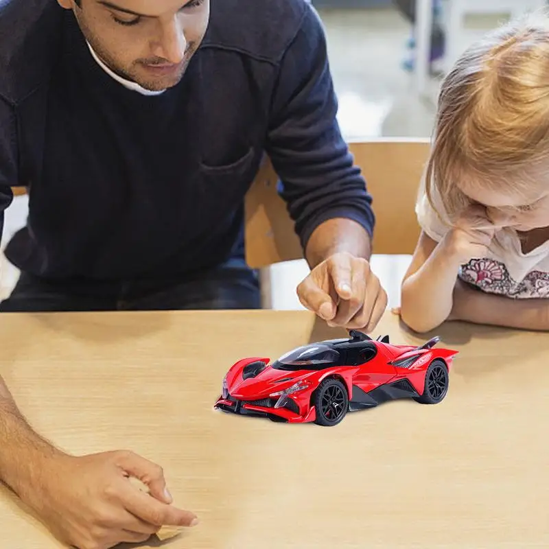 

Гоночный автомобиль, Игрушечная модель автомобиля, Спортивная модель из сплава, фигурка, игрушечный гоночный автомобиль для детей с открывающимися дверцами и крыльями хвоста