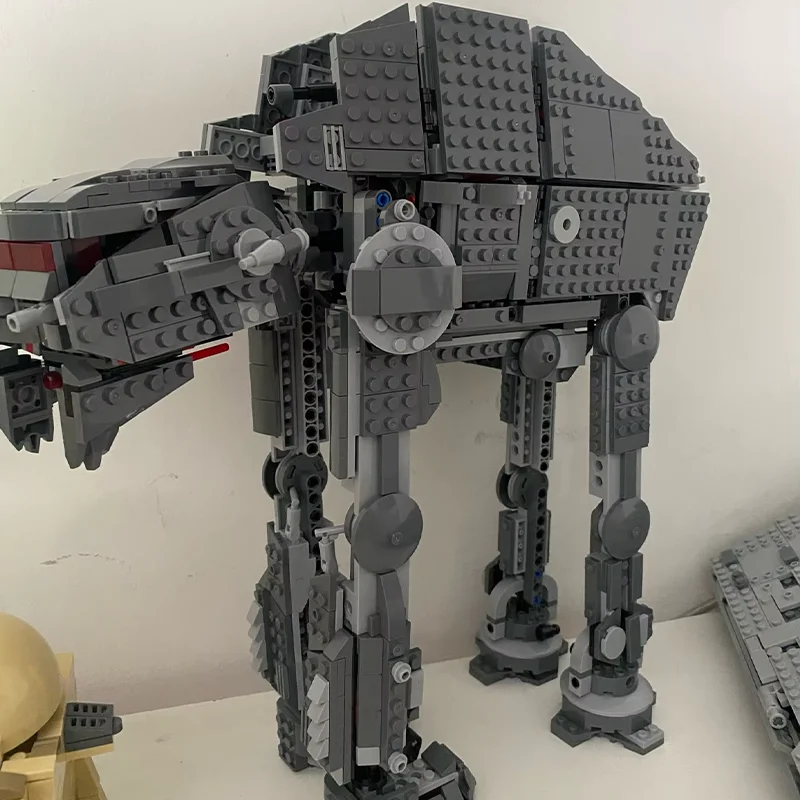 Building Block Toys Boy Christmas Gifts Collection All-Terrain Armored Building Block Toy Transport Armored Robot Puzzle Assembly Building Block Toy