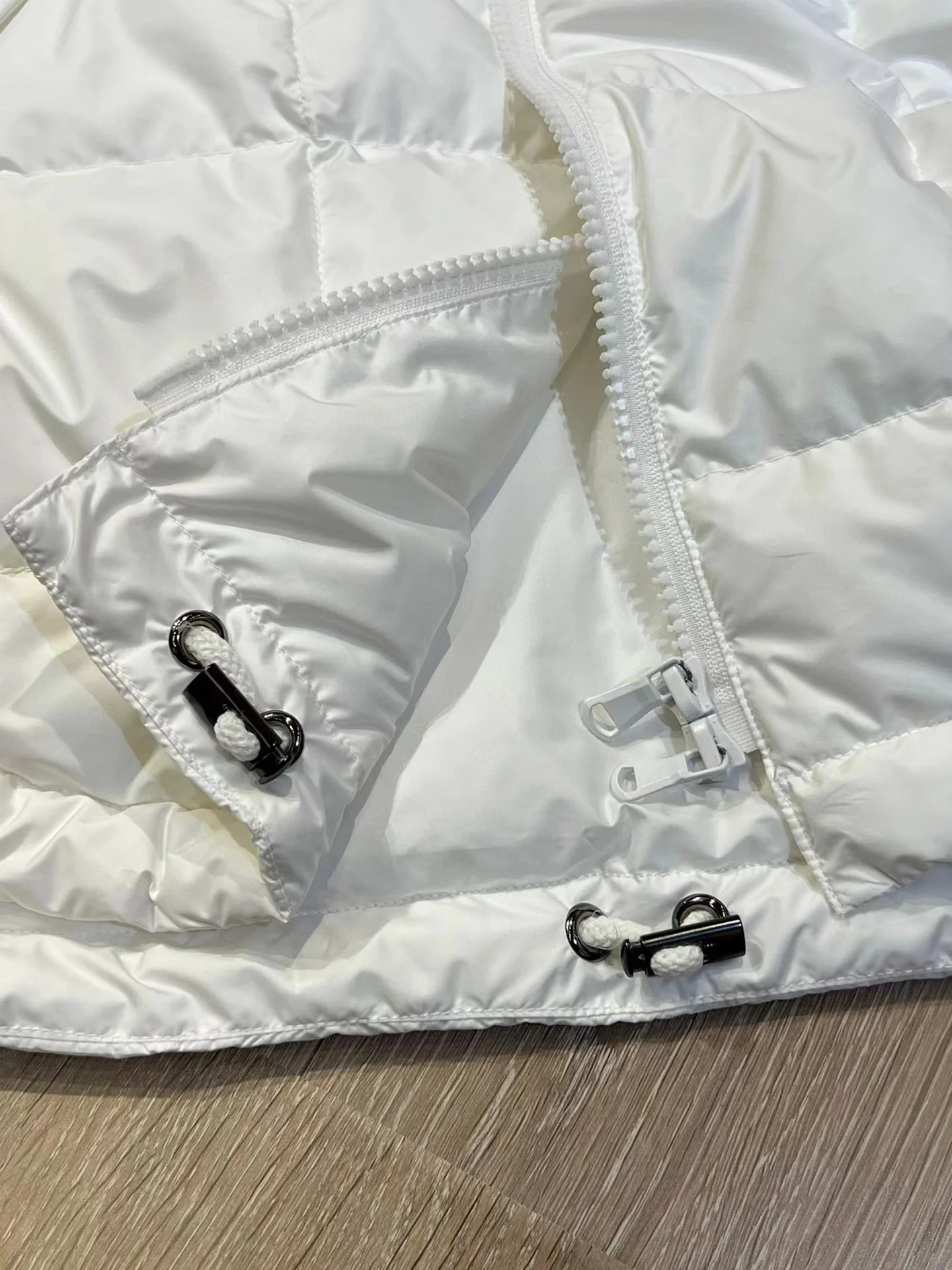 2022 Autumn Spring Luxury Casual Style Lightweight Wide Loose Down Coat