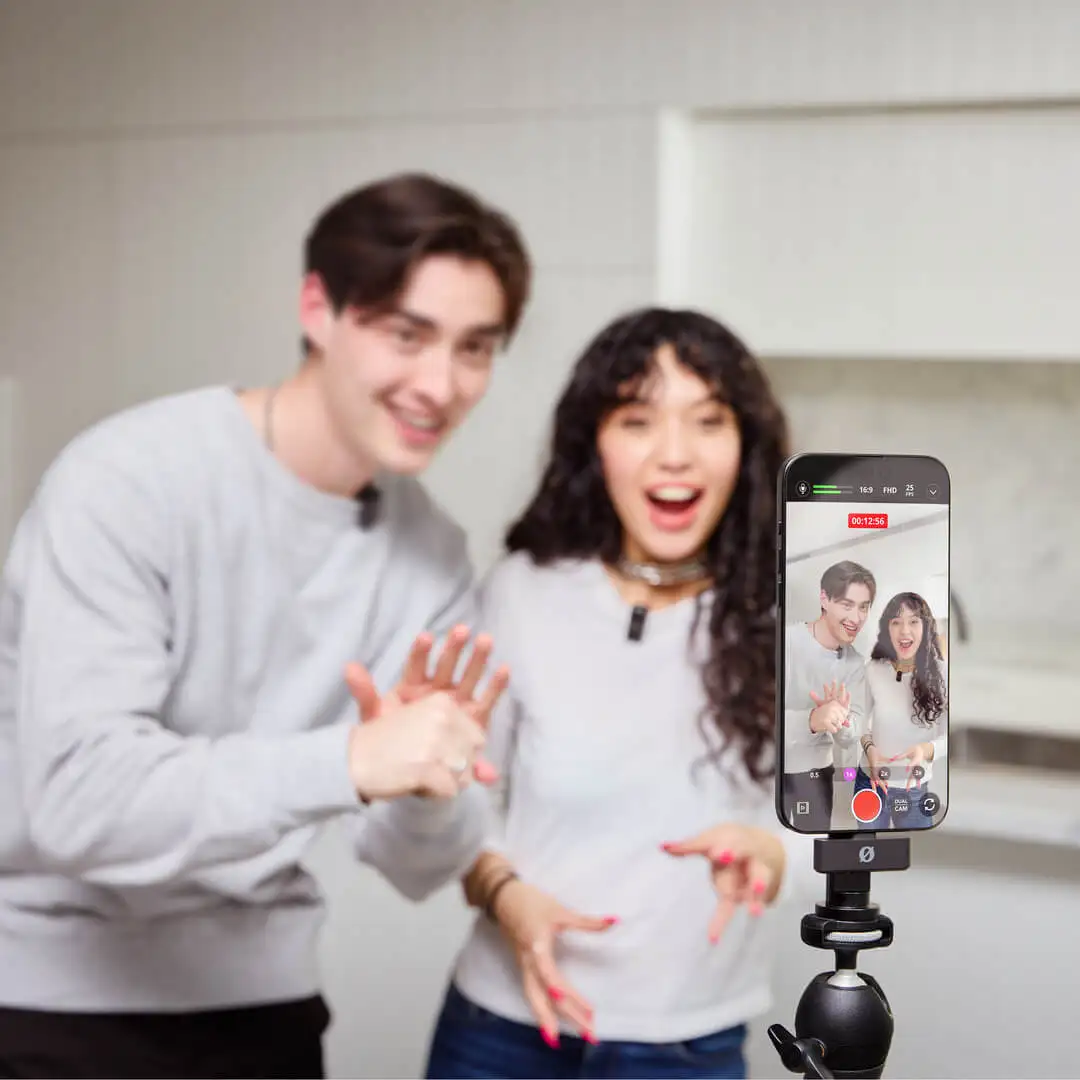 RODE Micro Wireless 2-Person Ultracompact Wireless Microphone description image