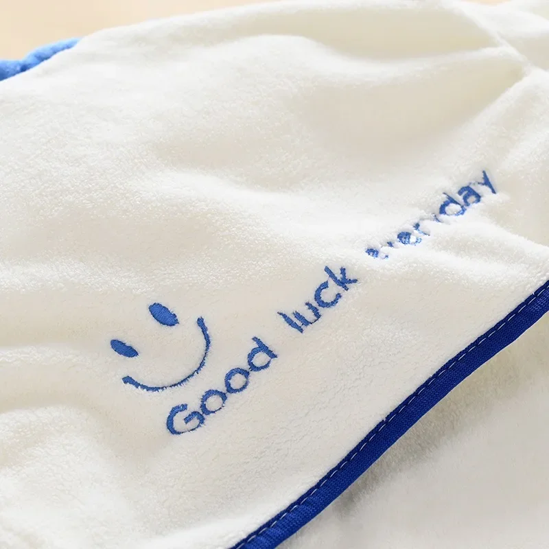 70x140cm Children's Hooded Bathrobe Shower Soft Swimming Beach Towel Coral Fleece Kids Bath Towel for Boys Girls bath towel coral velvet bathrobe