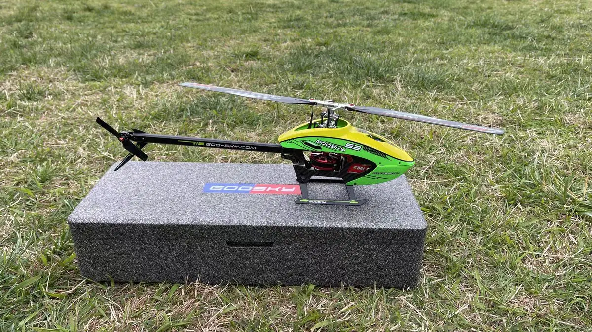 Goosky S2 6-Channel Remote-Controlled Helicopter 3d Stunt Model With Dual Brushless Direct Drive Remote-Controlled Airplane Toy 6