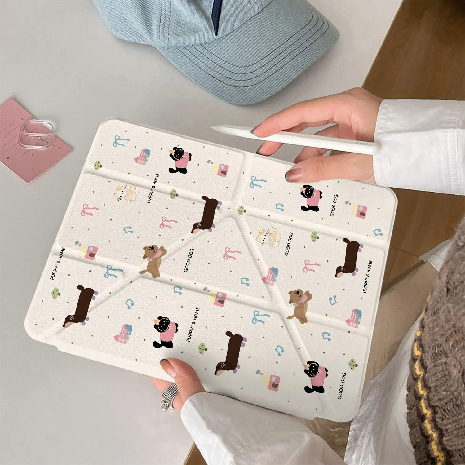 Dachshund Design Smart Cover with Pencil Holder