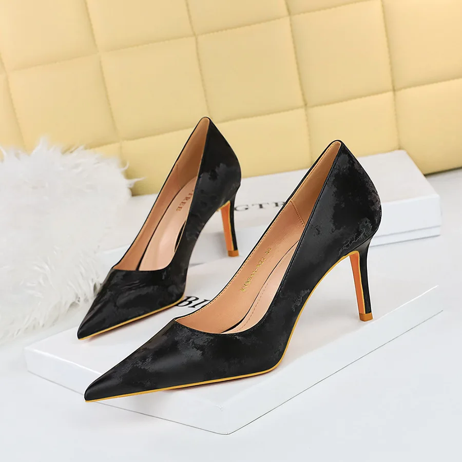 

2023 European and American Sexy Slim Fit Thin Thin High Heel Shallow Cut Single Shoe 4466