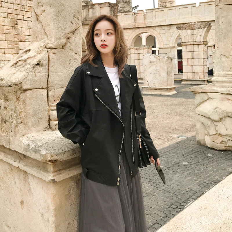 Рисунок 2 - Женское кожаное пальто свободного покроя