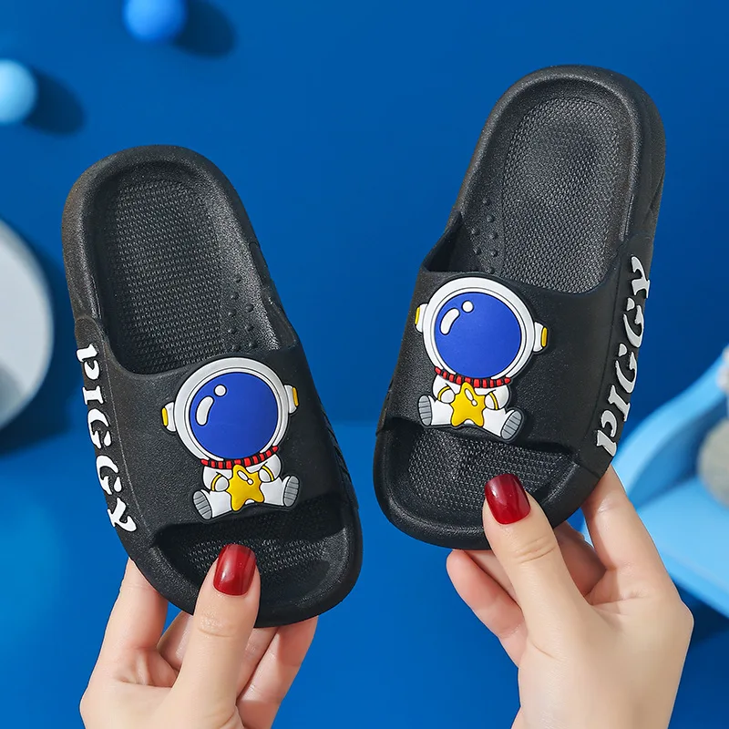 Kids Space Astronaut PVC Slippers Boys Beach Sandals Girls Home Slippers Big Childrens Hole Shoes Baby Garden Shoes Soft Summer