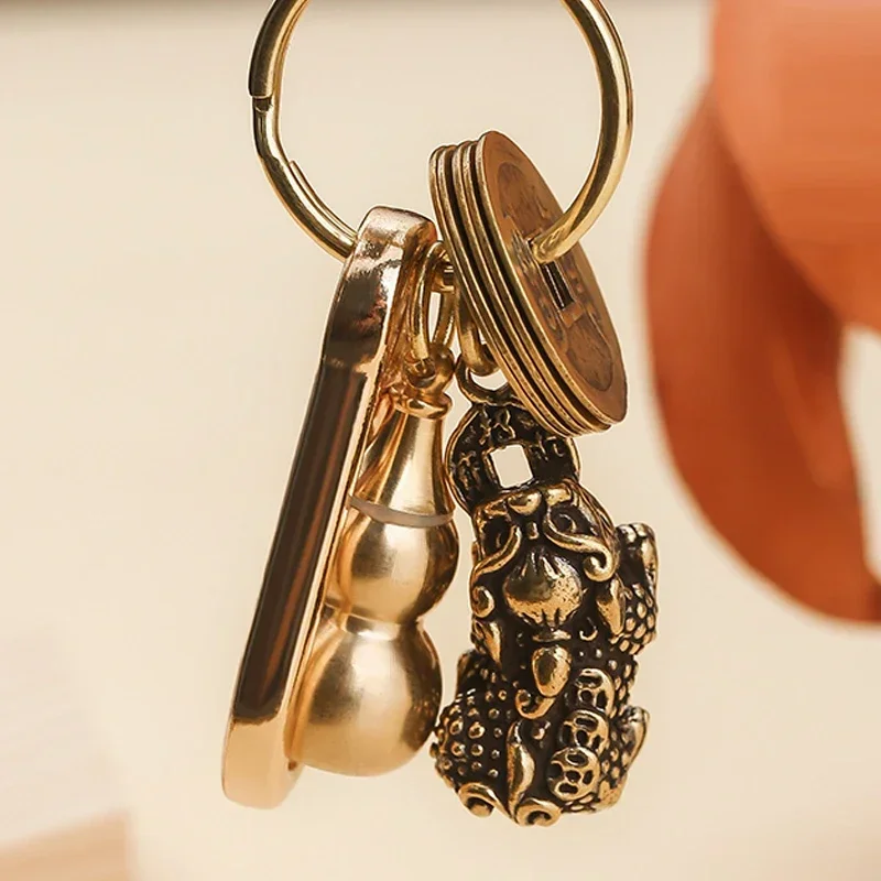 Pure Brass Pixiu Keychain Men Women Five Emperors Money Gourd Motorcycle Car Accessories Small Hook Button Feng Shui Decor 1Pc
