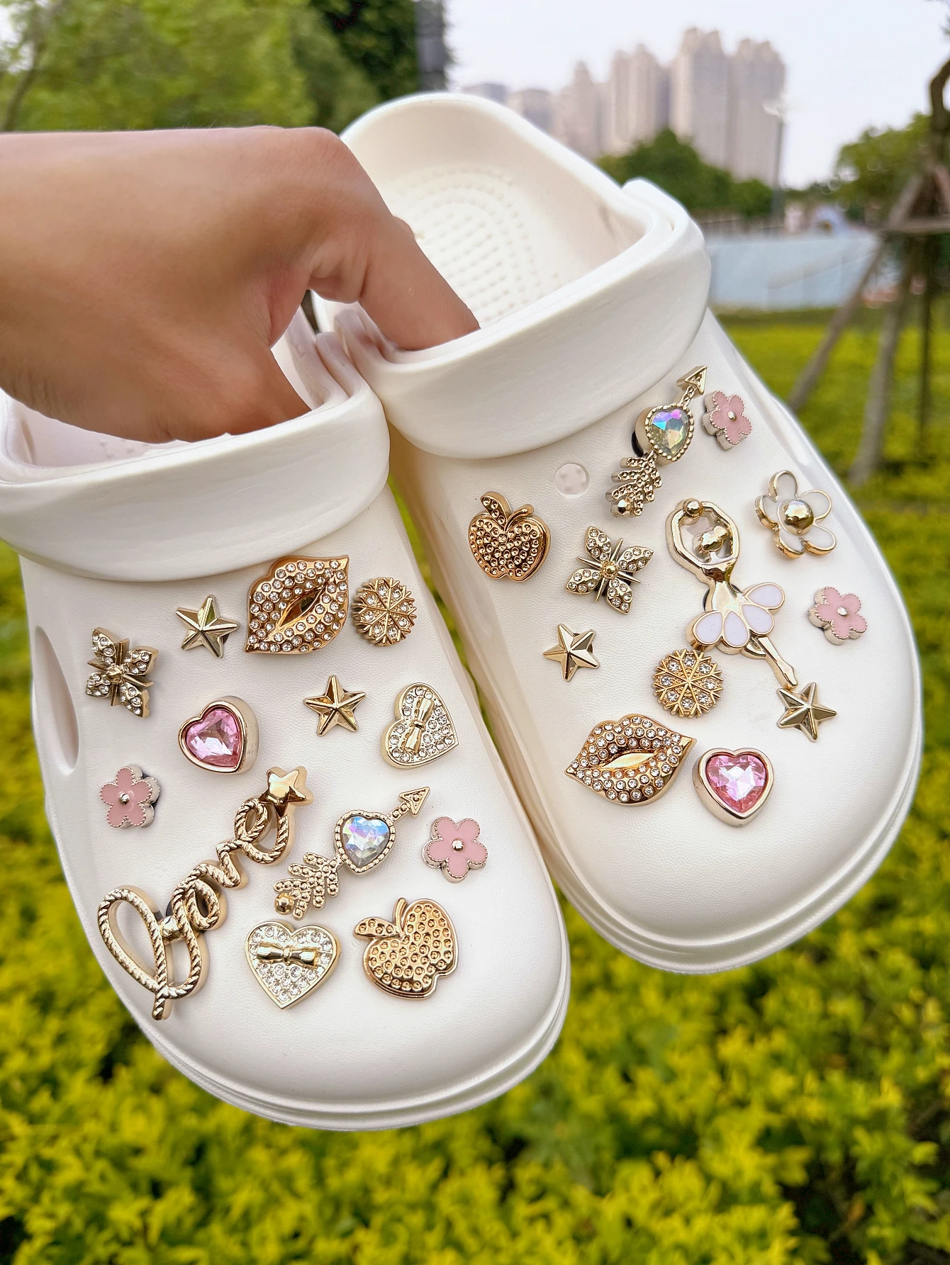 25 pieces of gold (Dancing Girl, love, Lips, Apple, Heart, Five-pointed Star, Flower) DIY accessories, suitable for detachable s - 2
