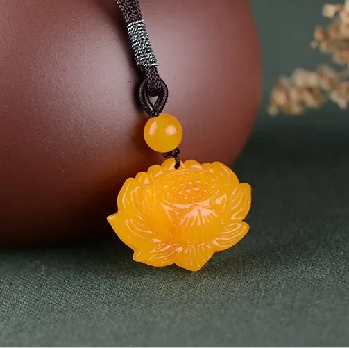 

Fashion yellow Jade lotus Pendant Necklace Jewellery Chinese Hand-Carved Relax Healing Women Man Luck Gifts Amulet New