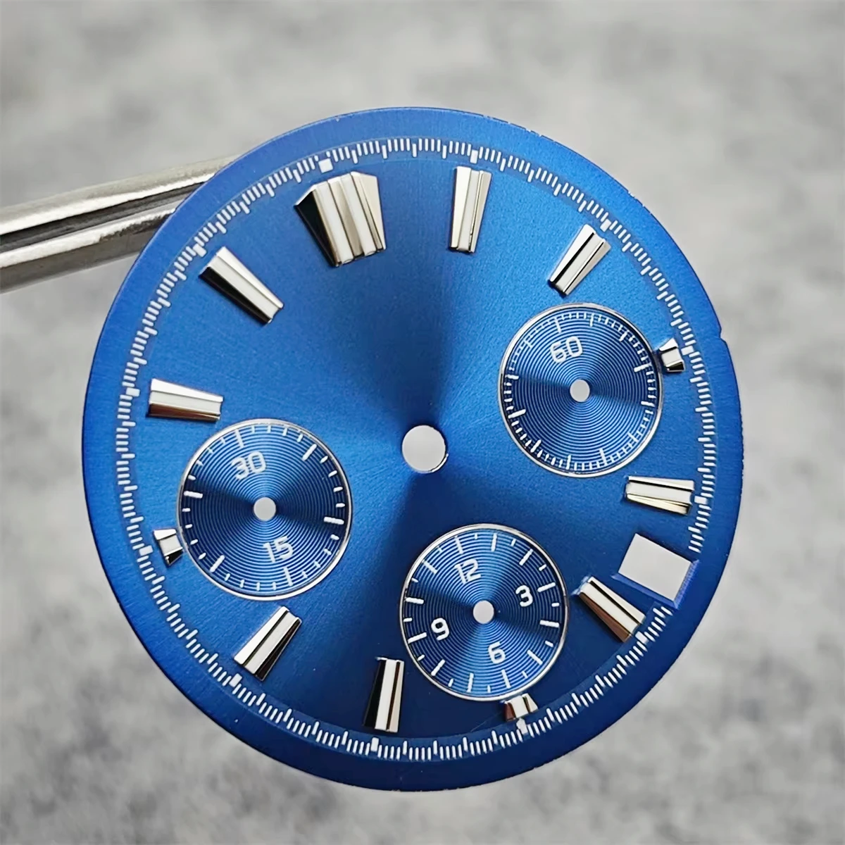Ice Blue Luminous Watch Dial with BGW9 Illumination, 29.5mm