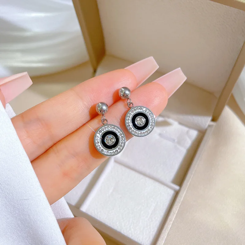 Classic Personalized Ring, Simple Style Earrings, Golden Men's and Women's Earrings, Personalized Temperament Banquet Earrings