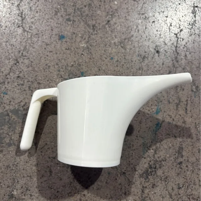 Popular long-spout watering can, plastic sprinkler, long-spout flower watering cup, suitable for gardening and baking 4